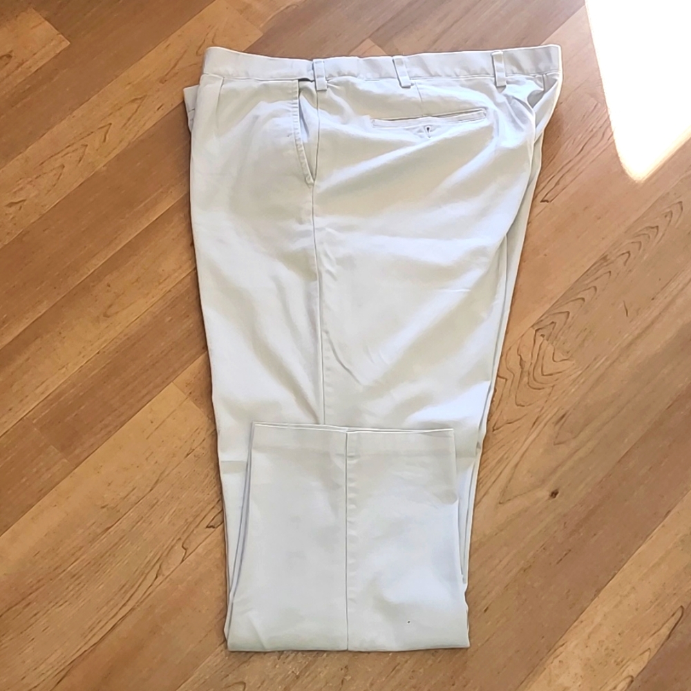 Dockers Khakis Drass Slacks.